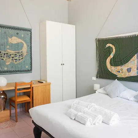 Tarshito Gallery House Maison d'hôtes