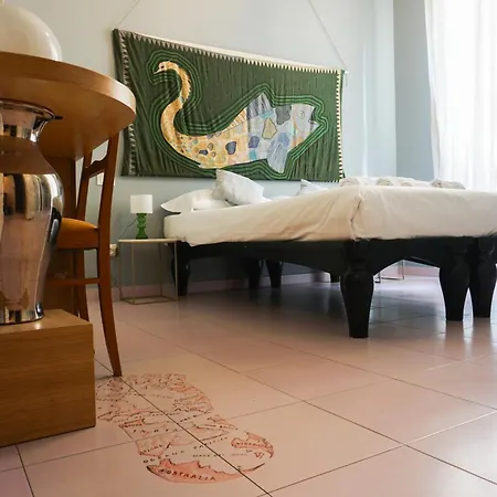 招待所 Tarshito Gallery House 罗马