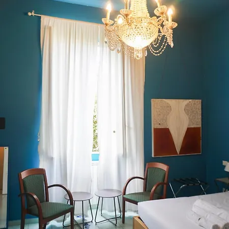 Guest house Tarshito Gallery House *