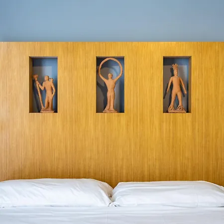 Tarshito Gallery House Maison d'hôtes 4*