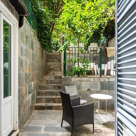 Maison d'hôtes Tarshito Gallery House