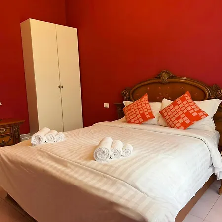 Tarshito Gallery House Roma