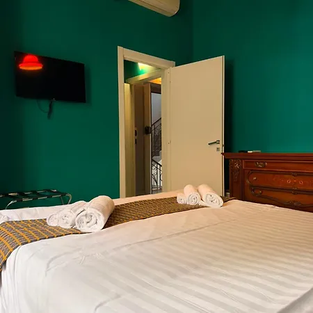 Pensjonat Tarshito Gallery House 4*