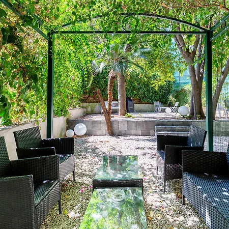 Tarshito Gallery House Roma