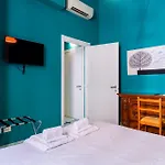 Gasthuis Tarshito Gallery House 4*