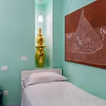 Tarshito Gallery House Rome