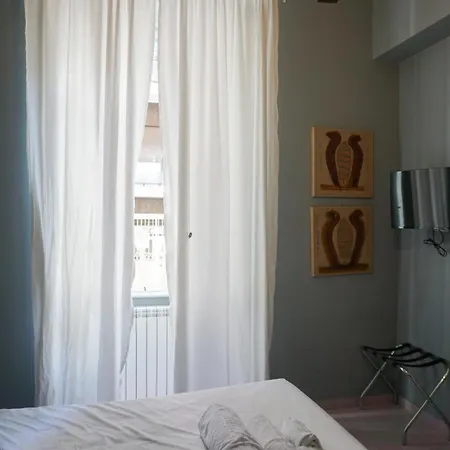 Affittacamere Tarshito Gallery House 4*
