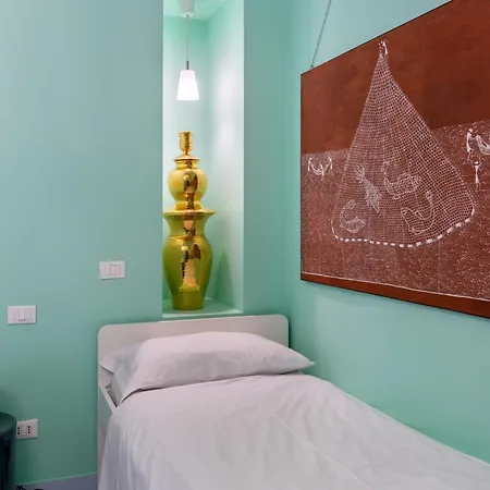 Tarshito Gallery House Roma