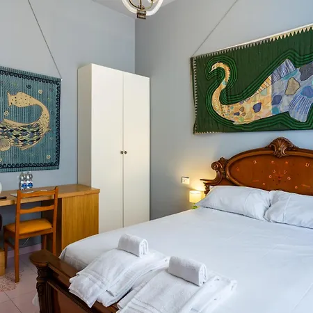 Tarshito Gallery House Affittacamere