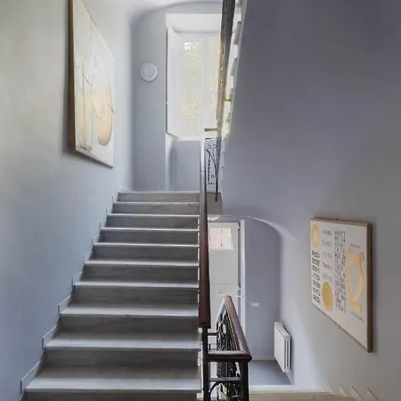 Vendégház Tarshito Gallery House
